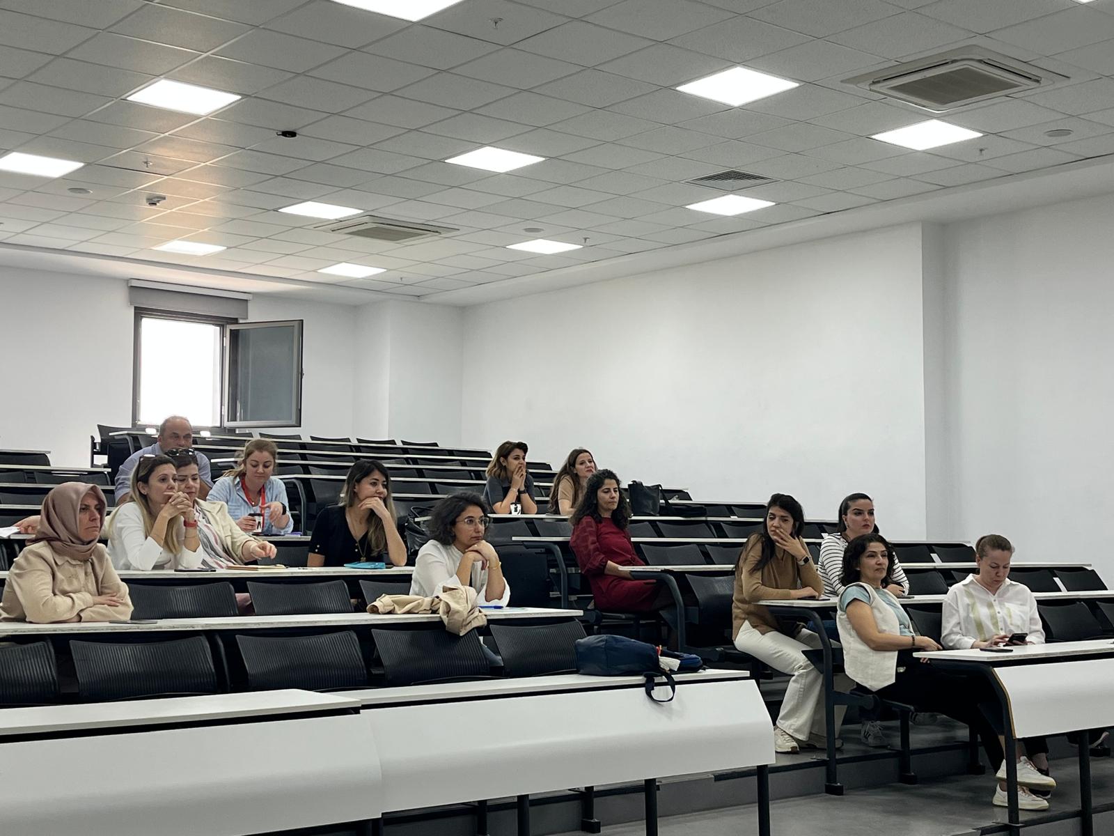BİLGİYE ERİŞİM KAYNAKLARI EĞİTİMİ DÜZENLENDİ